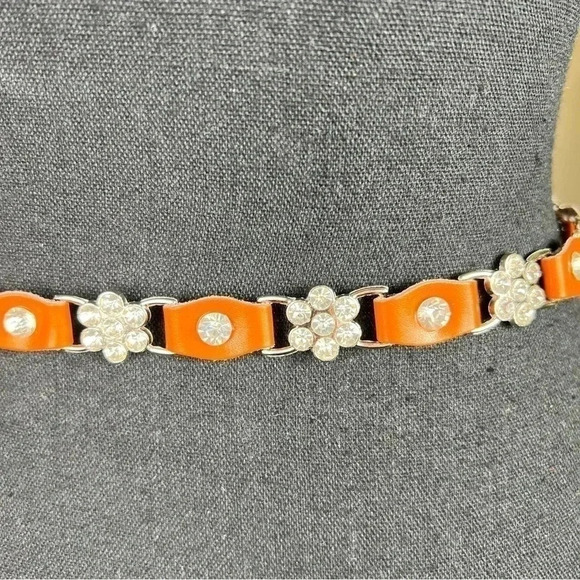 Teen Girl’s Rhinestone Floral Design with Orange Leather Tabs Chainlink Belt - Picture 4 of 12